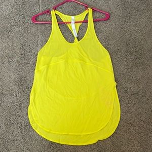 Lululemon tank size 4